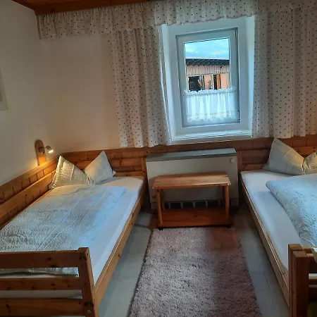 شقة Haus Gruenwald *