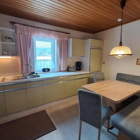 Haus Gruenwald * Гозау