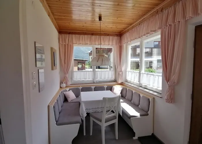 Haus Gruenwald * غوساو